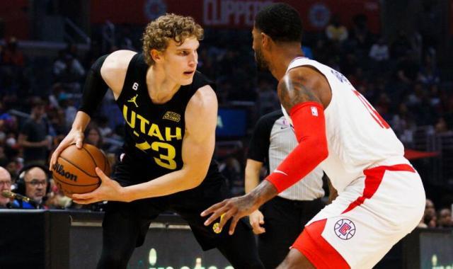 开云体育-拒绝摆烂！爵士专克劲旅 少帅造平民军团奇迹