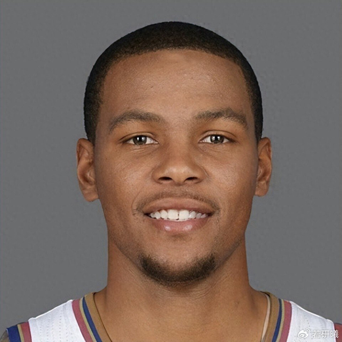 体育视频直播-最近山寨版球星火了！库里忍了，詹姆斯忍了，威少实在忍不了|斯蒂芬·库里|拉塞尔·威斯布鲁克|艾弗森|拉塞尔-威斯布鲁克|nba_新浪体育_新浪新闻