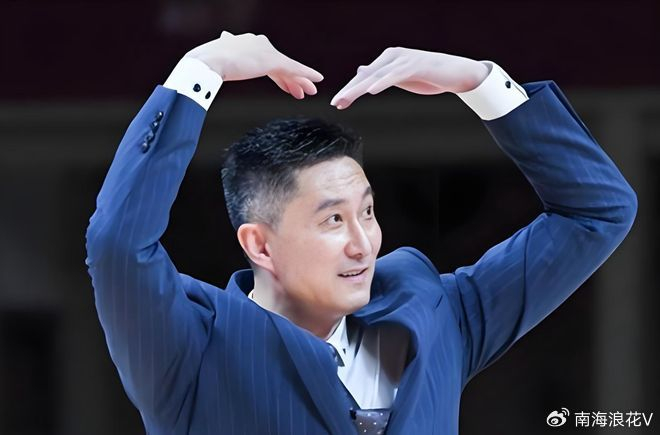 体育视频直播-赢吉林21分!广东队还收到3个好消息,杜锋笑容满面|吉林队|奎因|广东男篮|徐杰|篮板_新浪体育_新浪新闻